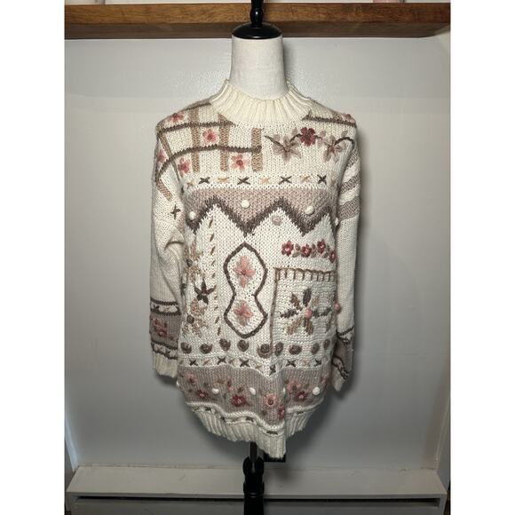 Vintage Sweater Hand Knit Cottage Core Granny Core Floral Sweater Large 3D - Picture 1 of 9
